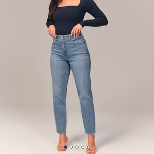 Abercrombie and Fitch High rise mom jeans. 28/6R.